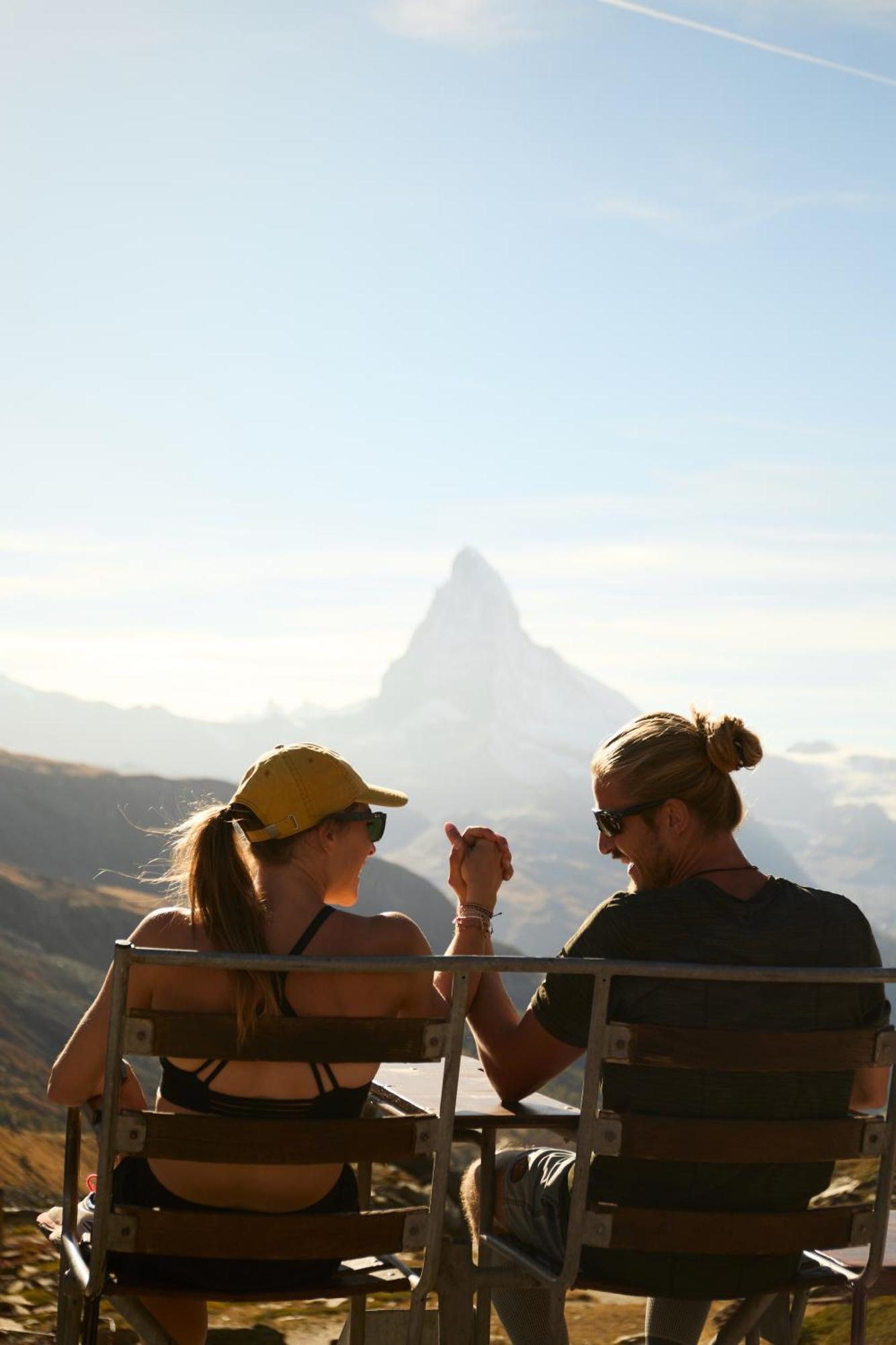 Schloss Zermatt - Cbd & Adaptogenic Spa And Sport Hotel Экстерьер фото
