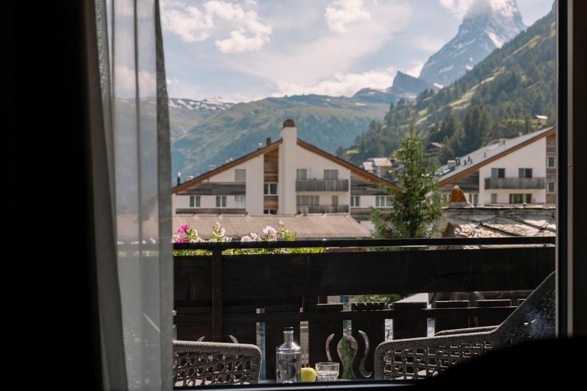 Schloss Zermatt - Cbd & Adaptogenic Spa And Sport Hotel Экстерьер фото