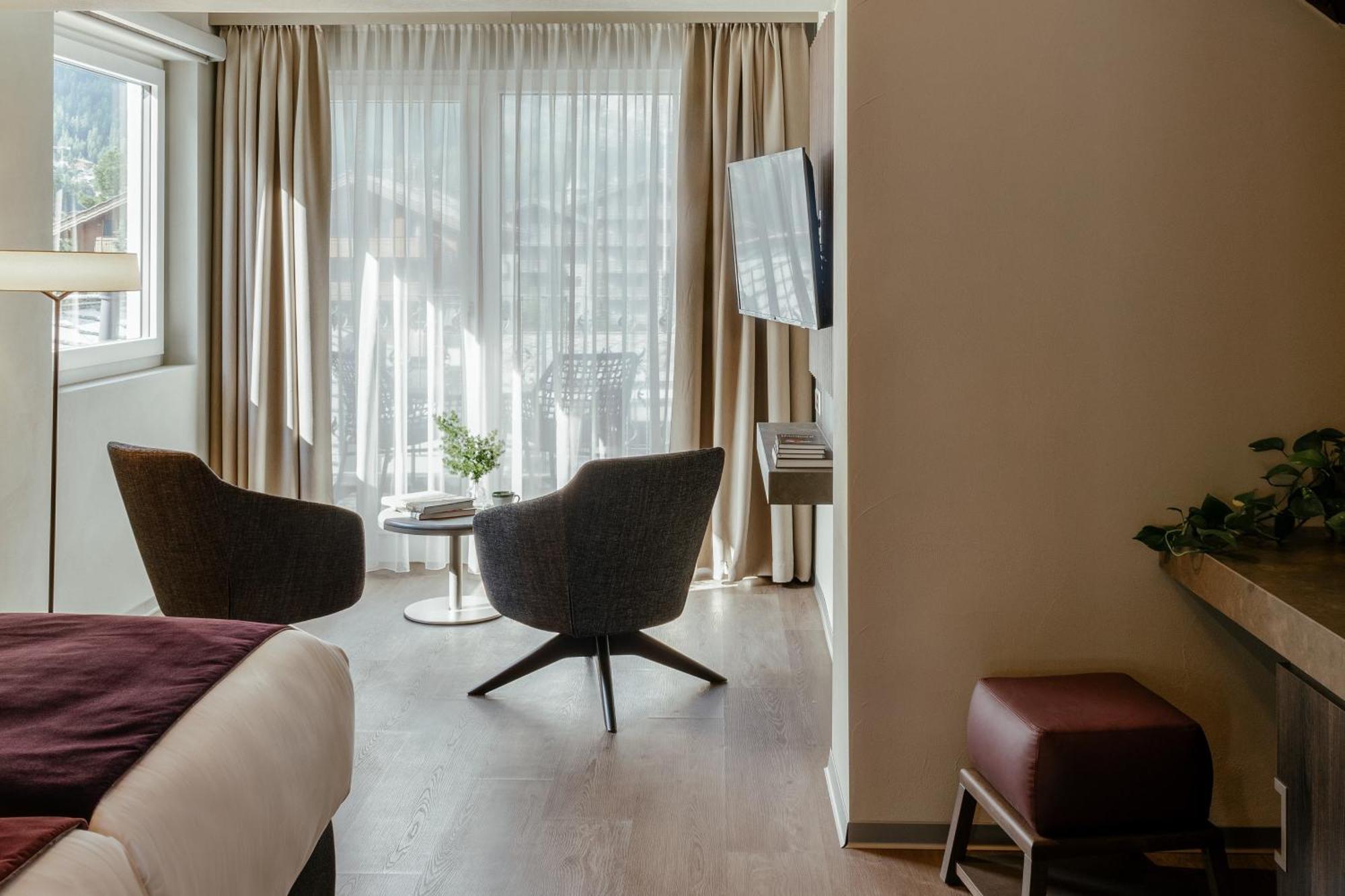 Schloss Zermatt - Cbd & Adaptogenic Spa And Sport Hotel Экстерьер фото